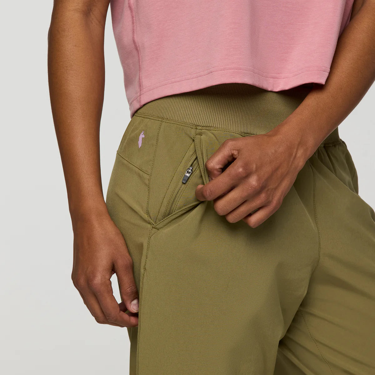 Cotopaxi Women's Cambio Jogger