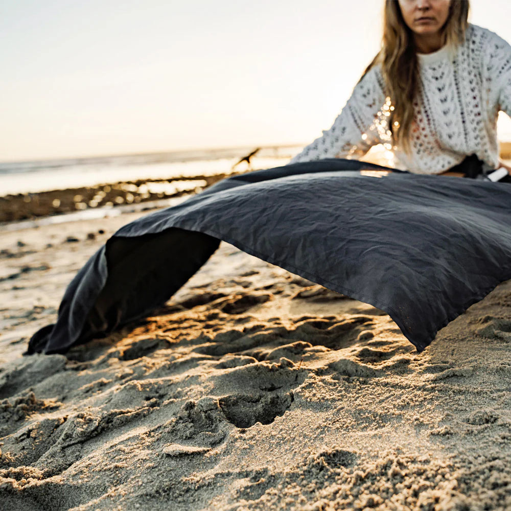 Matador NanoDry Packable Beach Towel, Style #MATBCHT001