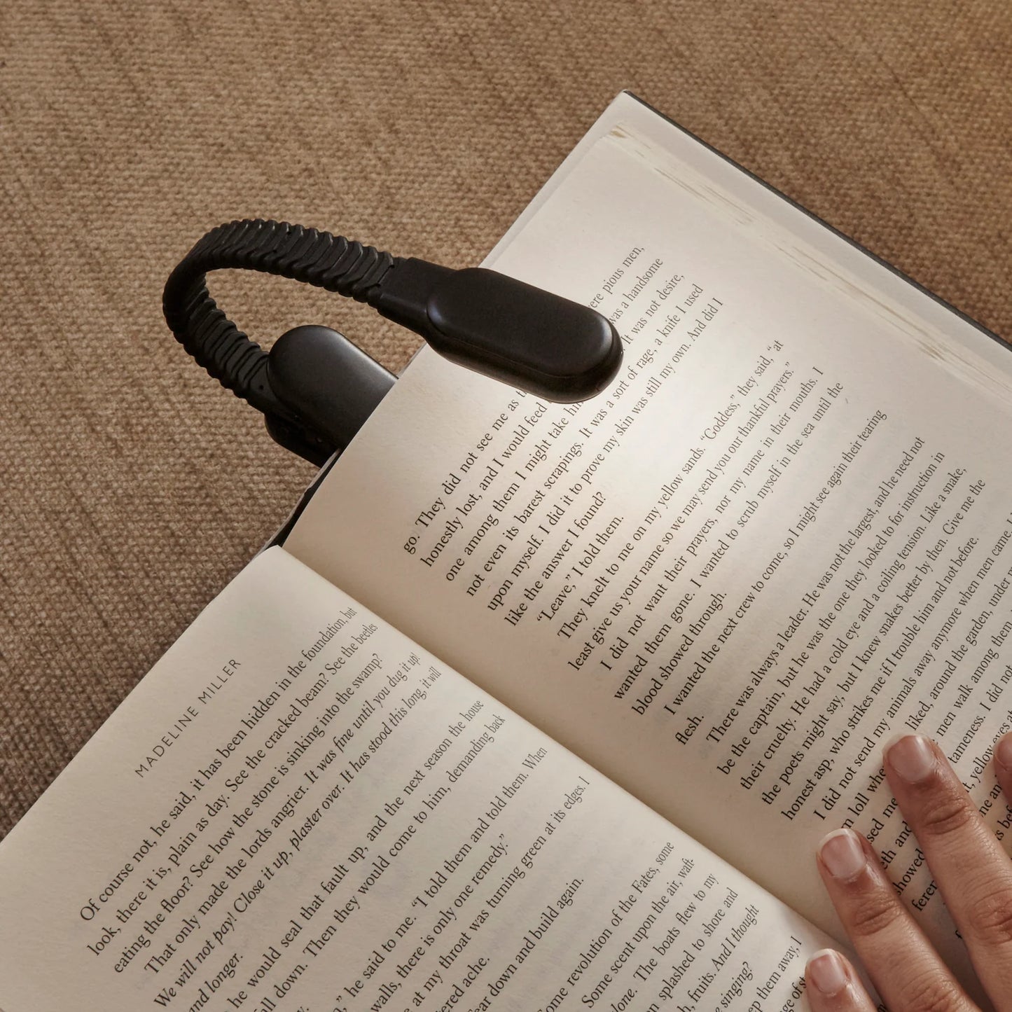 Kikkerland Rechargable Clip Book, Style #BL13