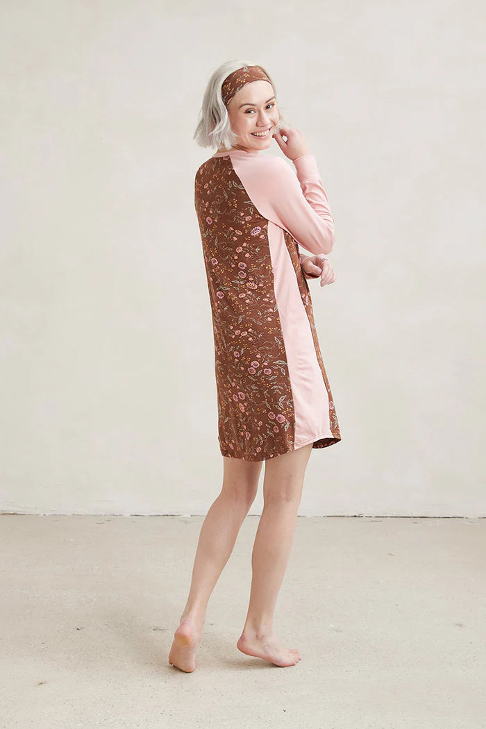 This is J Women's Long Sleeve Nightie