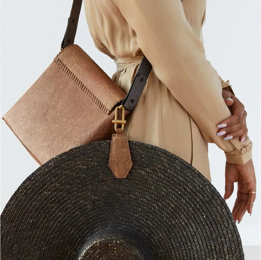 EYASI Magnetic Hat Clip