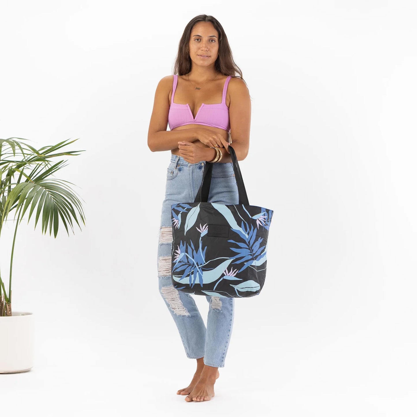 Aloha Dopp Kitt in Painted Birds Huckleberry on Black, Style #DOPBT079 Aloha