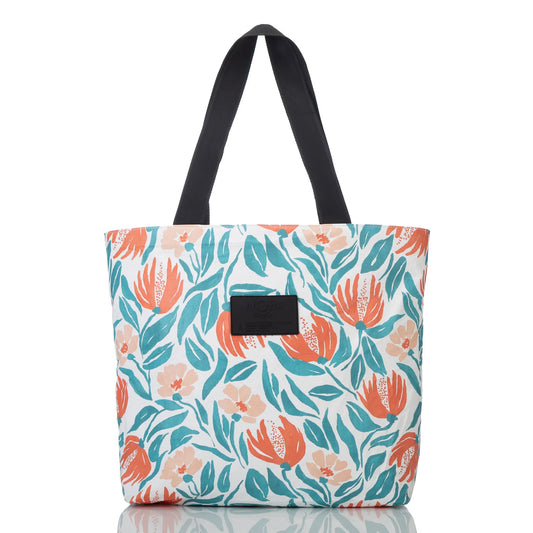 Aloha Day Tripper in Poppies Style DAYTPOPP Aloha