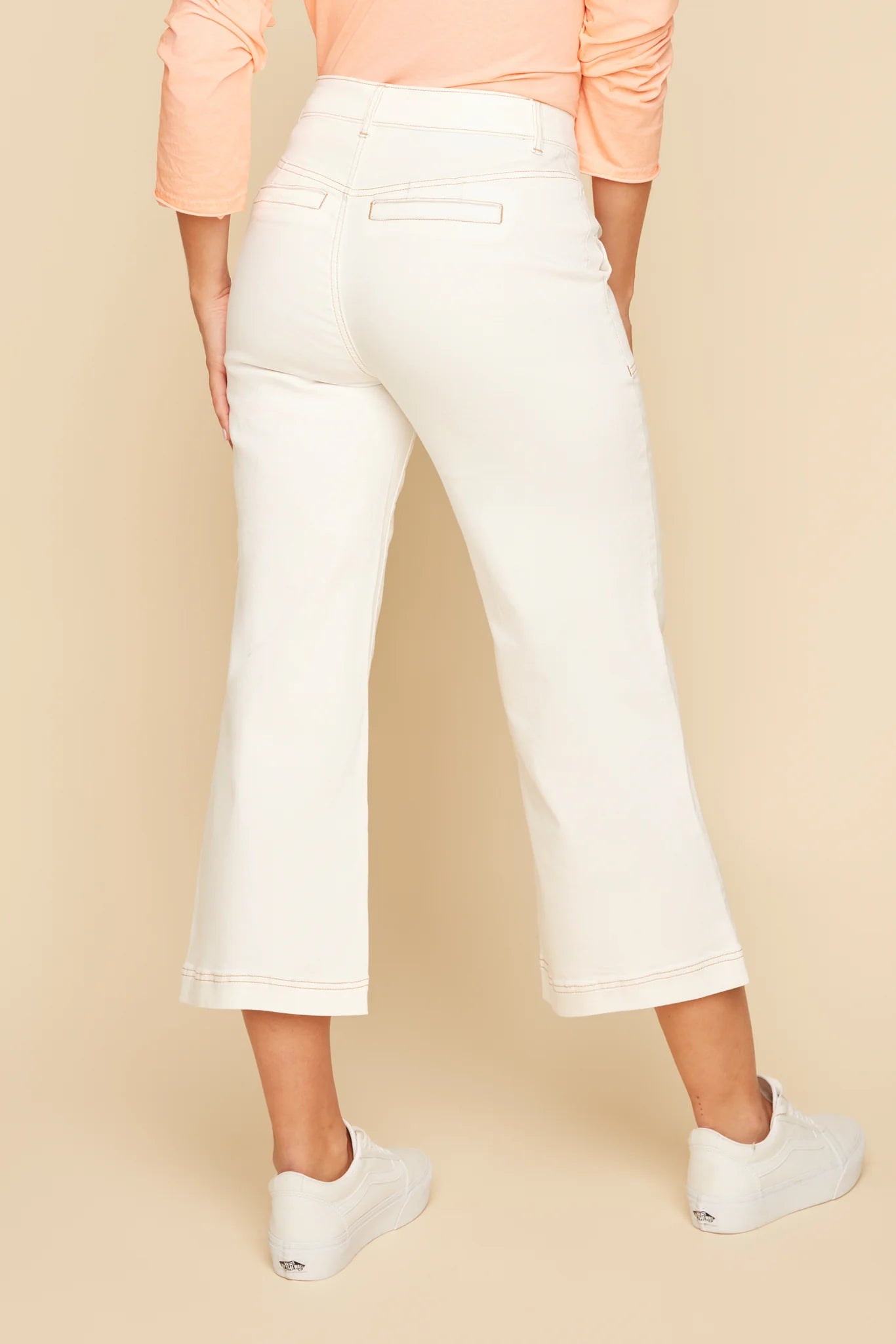 Renuar Collection Cropped Wide Leg Jeans, Style #R11001D