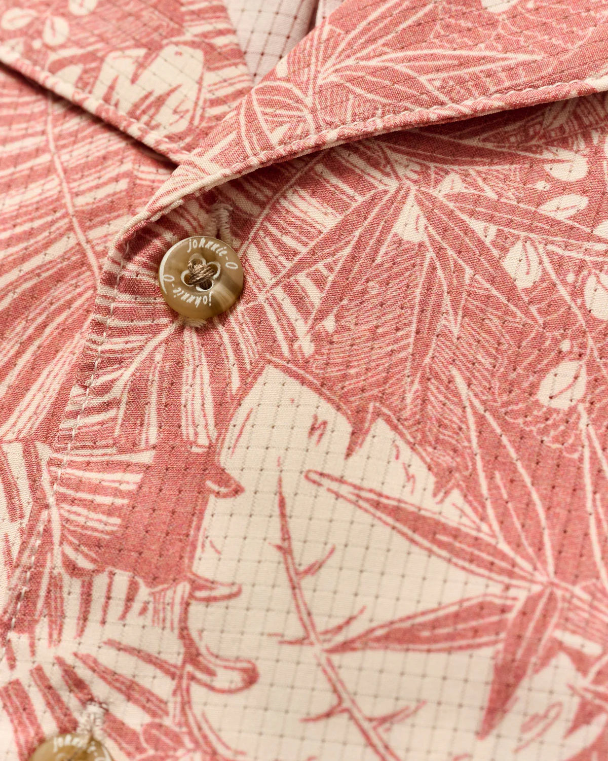Johnnie-O Short Sleeve Hangin' Out Button Up Shirt - Sumter, Style #JMWS100170
