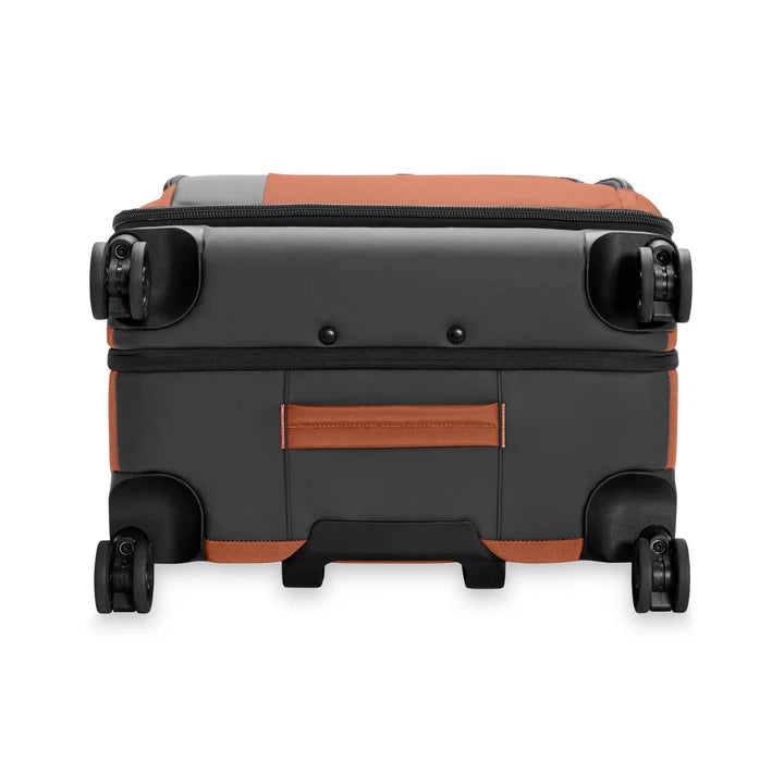 Briggs & Riley ZDX Medium Expandable Spinner, Style #ZXU226SPX