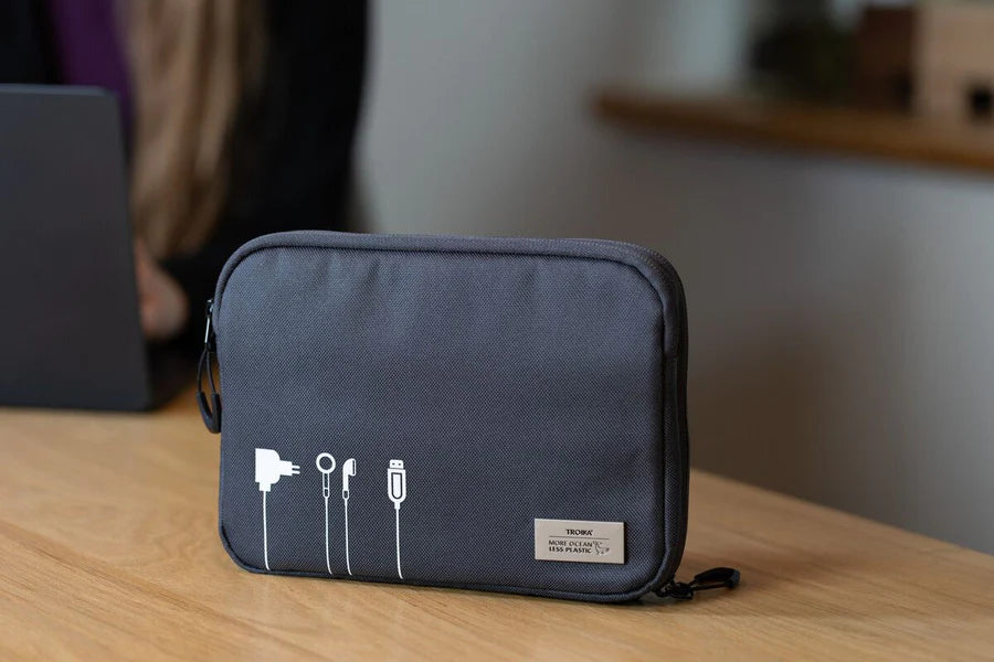 Troika Waterproof Zipper Tech Accessory Organizer, Style #BCO64