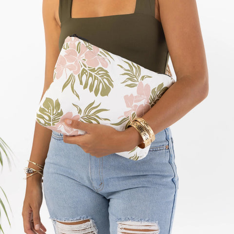 Aloha Mid Pouch in Ginger Dream Makawao, Style #MIDWT176 Aloha