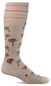 Sockwell Women's Field Flower | Moderate Graduated Compression Socks, Style #SW133W