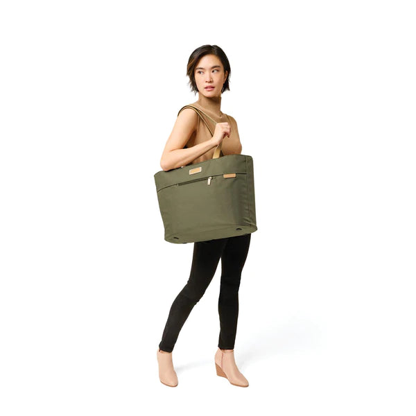 Briggs & Riley Baseline Traveler Tote Briggs & Riley