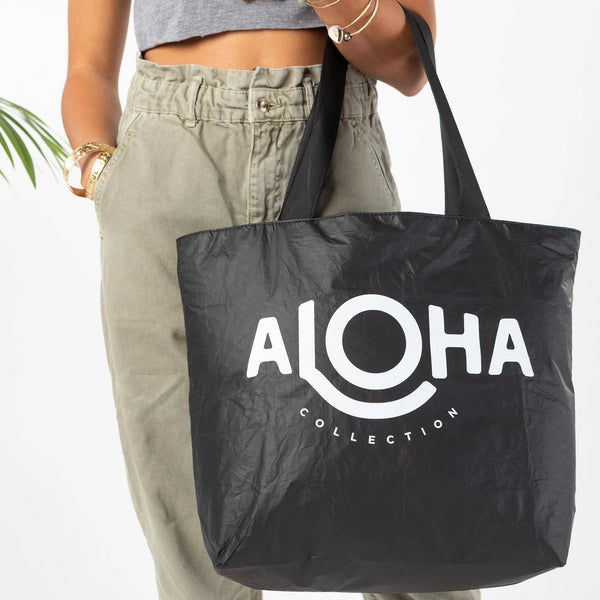 Aloha Original ALOHA Day Tripper in White on Black Aloha