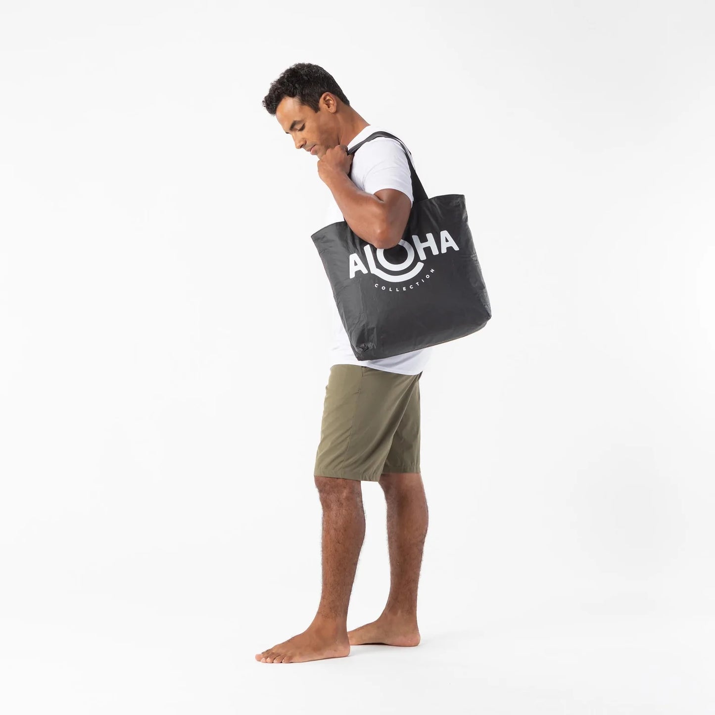 Aloha Original ALOHA Day Tripper in White on Black Aloha