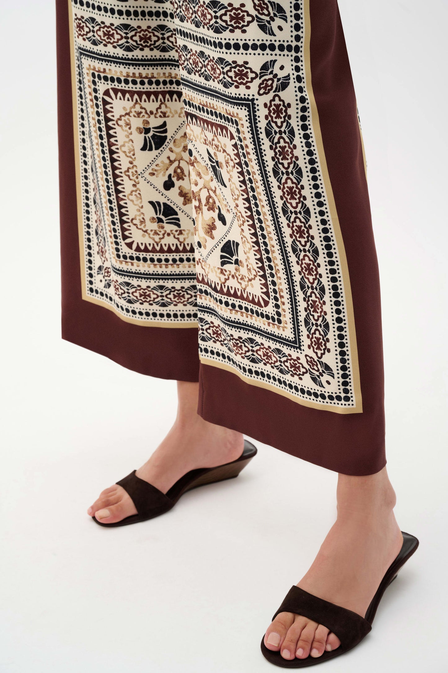 Joseph Ribkoff Scarf Print Wide-Leg Pull-On Pants, Style 262261