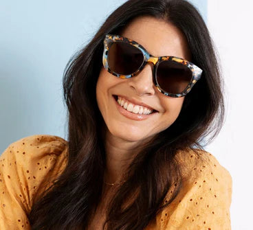 PEEPERS - Center Stage Sunglasses - no correction