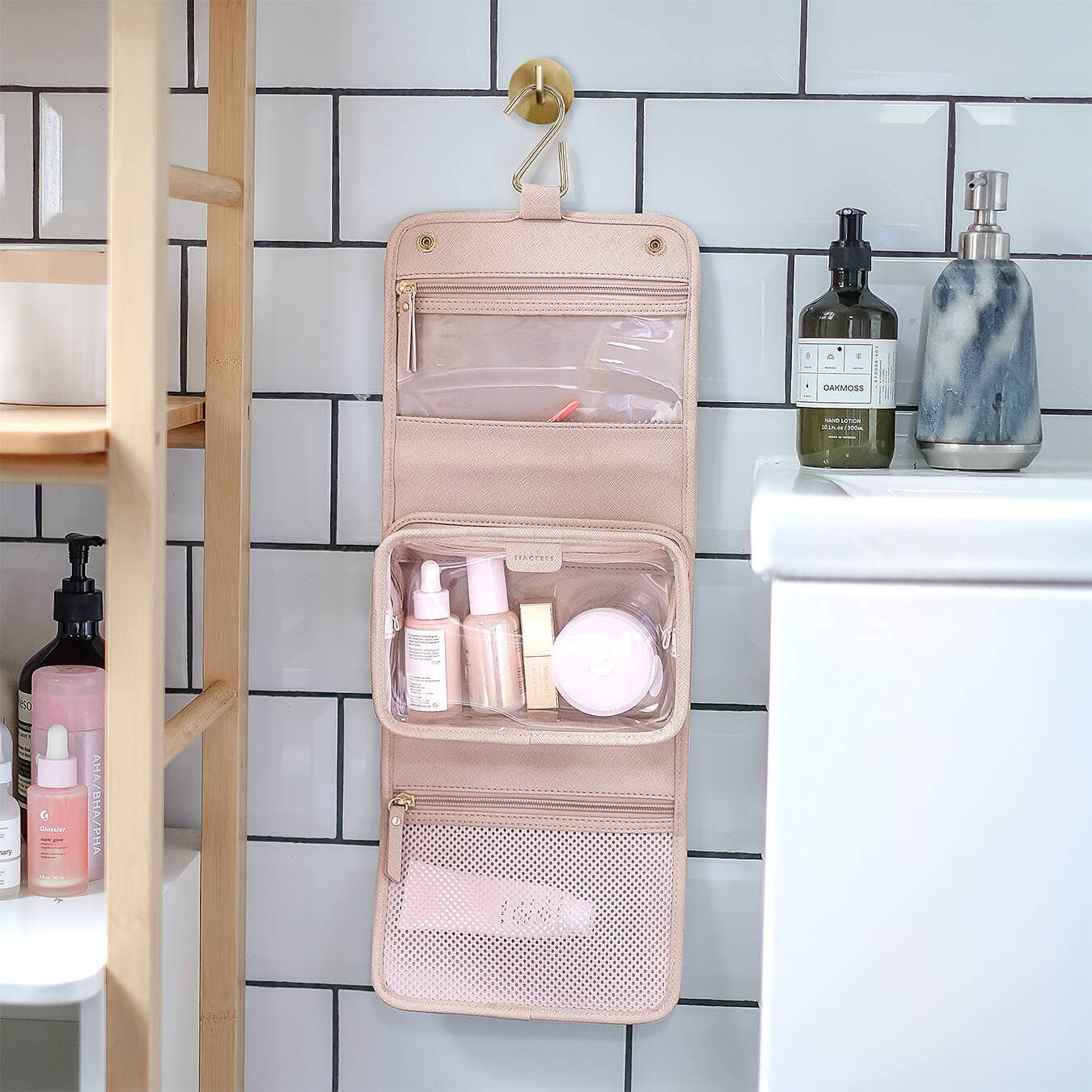Small Hanging Washbag