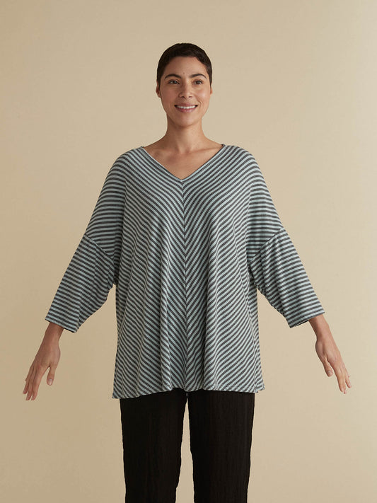 Cut Loose One Size V-Neck, Style #7136920
