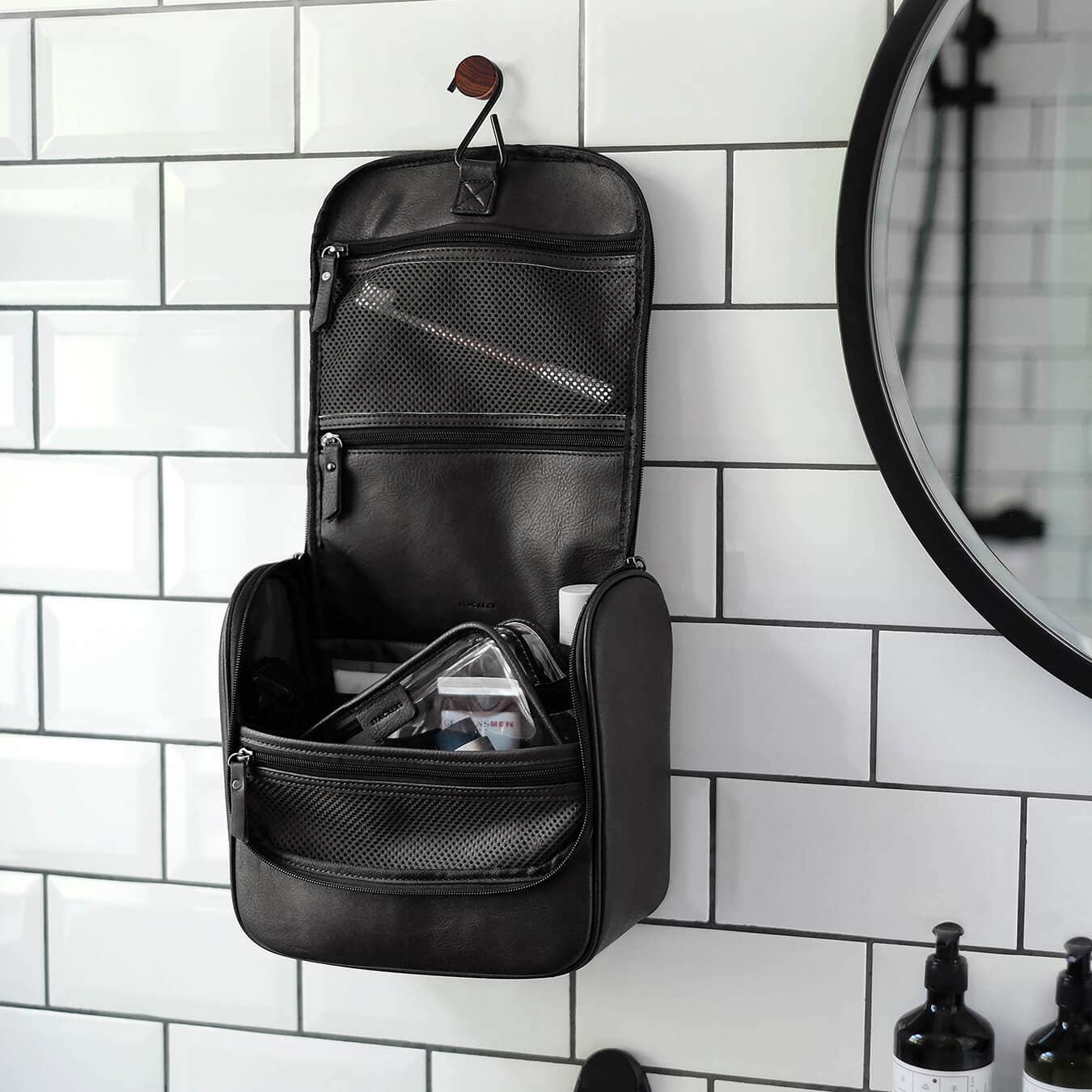 Large Hanging Washbag