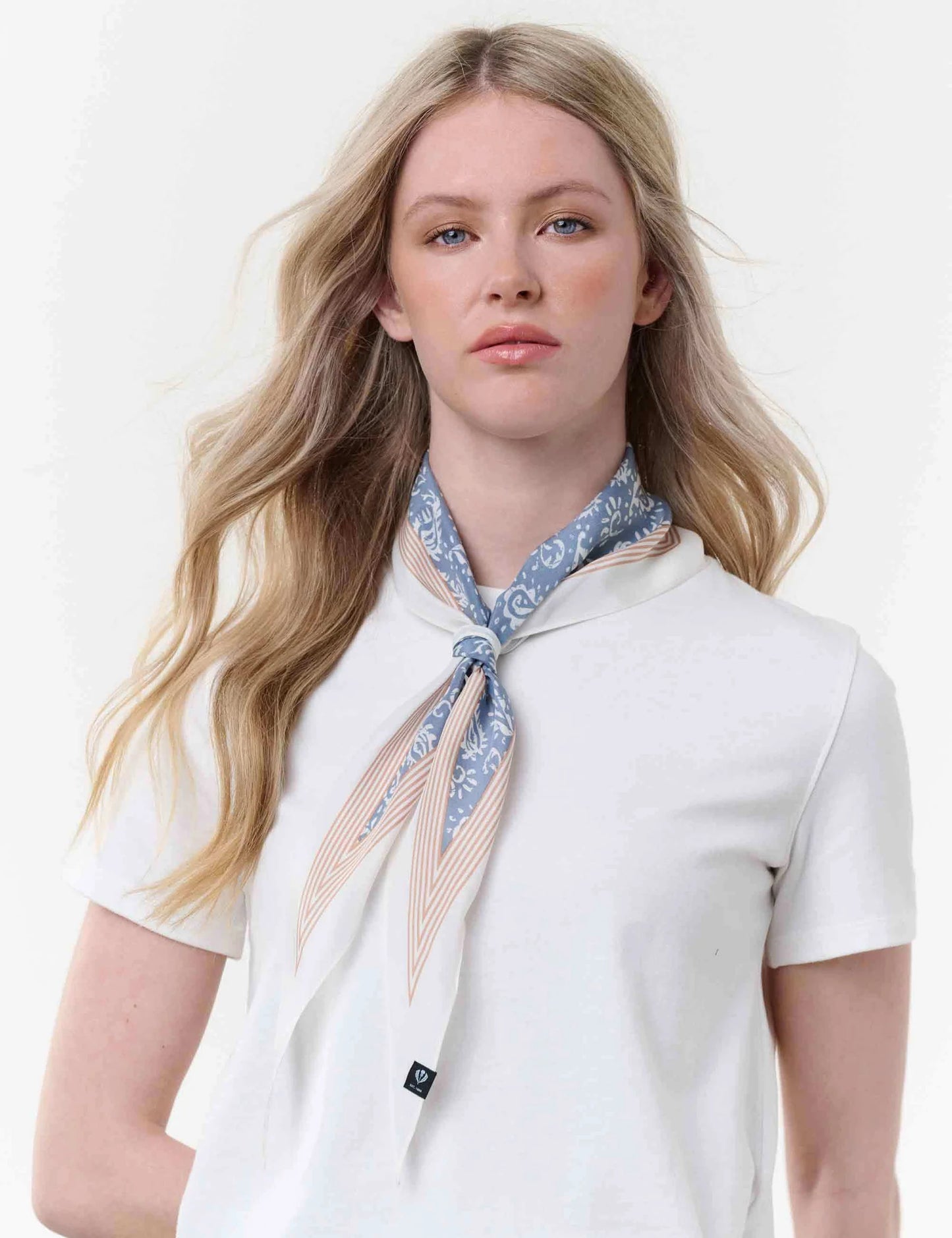 FRAAS Paisley Print Diamond Shaped Scarf