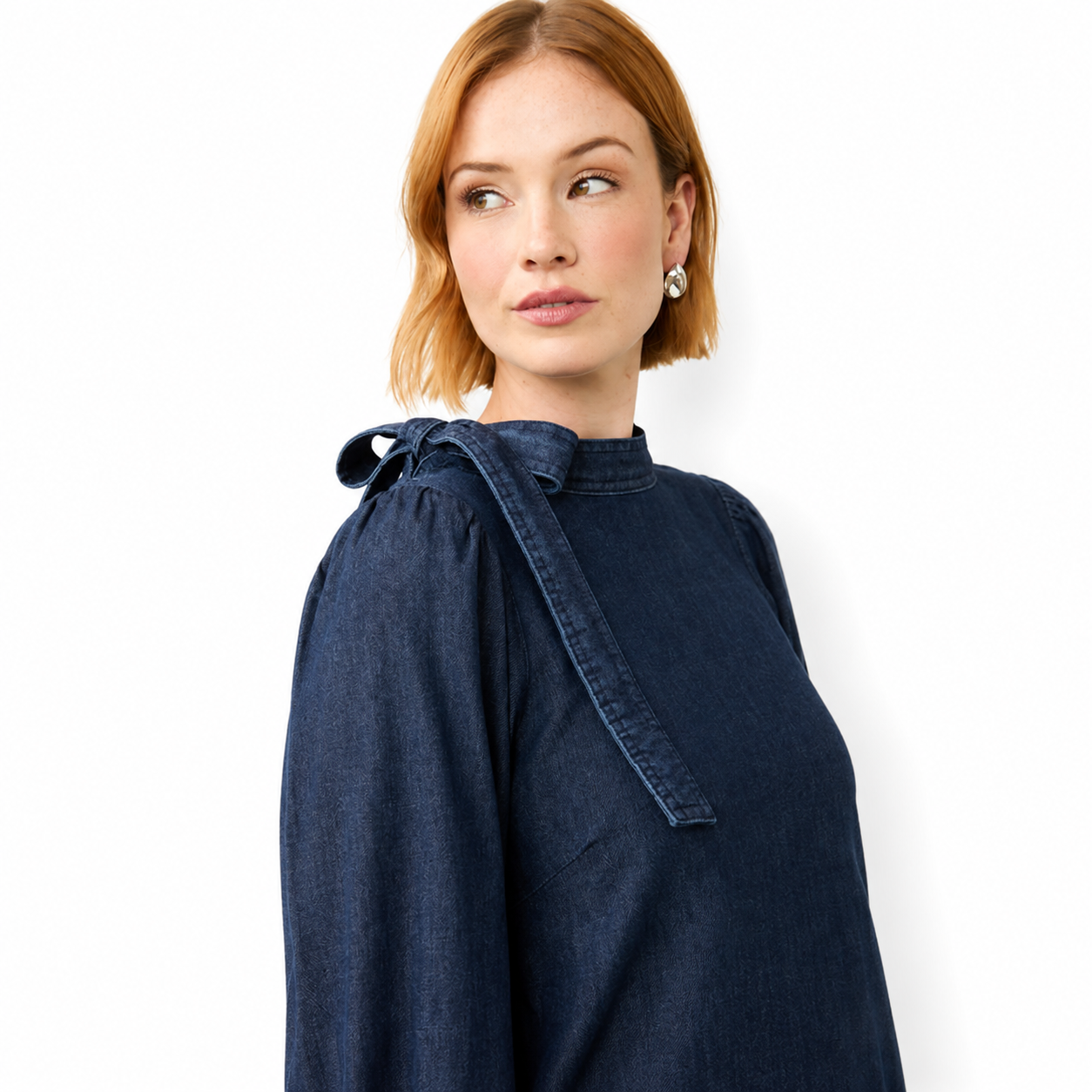 FDJ Bow Neck Popover Top