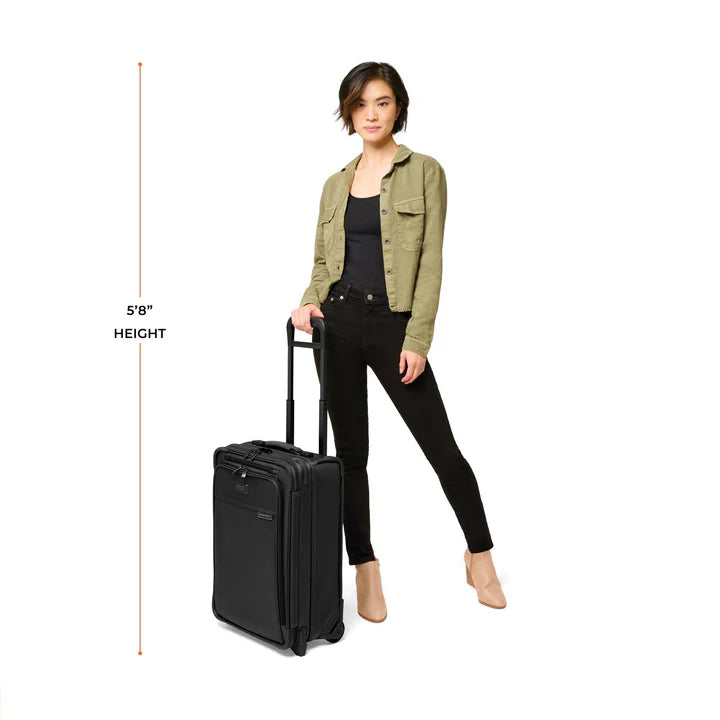 Briggs & Riley Baseline Essential 22" 2-Wheel Expandable Carry-On