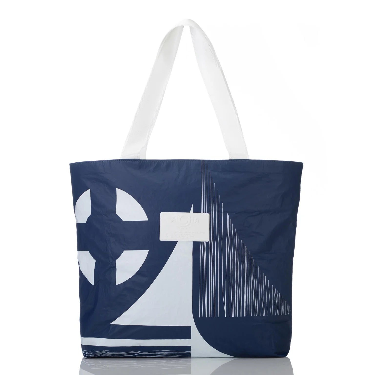 Aloha Day Tripper in Dockside White on Navy Aloha