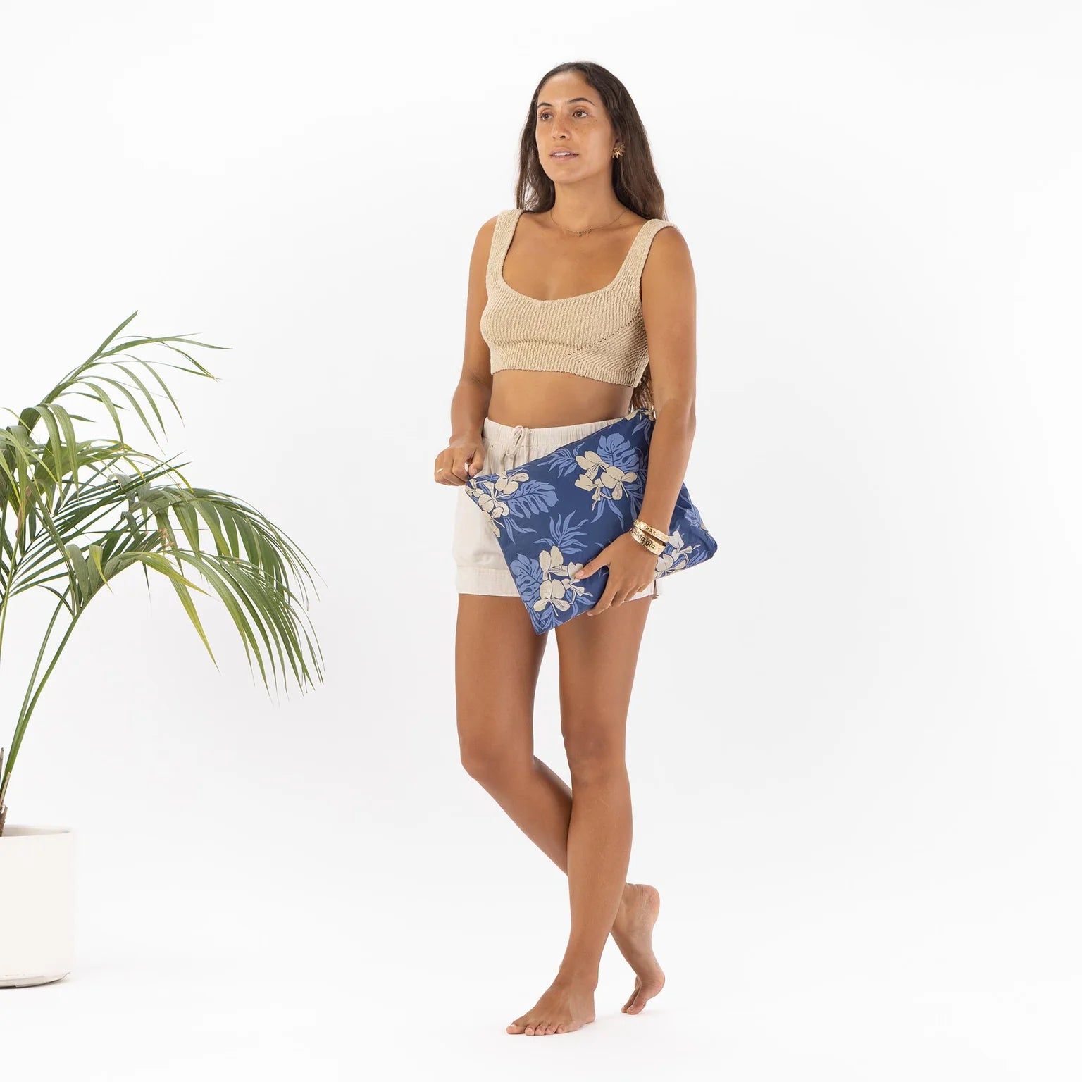 Aloha Max Pouch in Ginger Dream Hanalei, Style #MAXCT176 Aloha