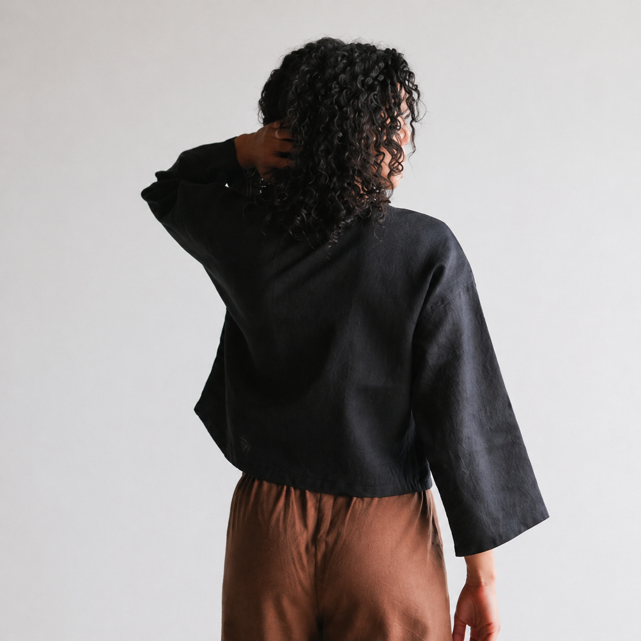 Nomi Designs Madison Linen Top