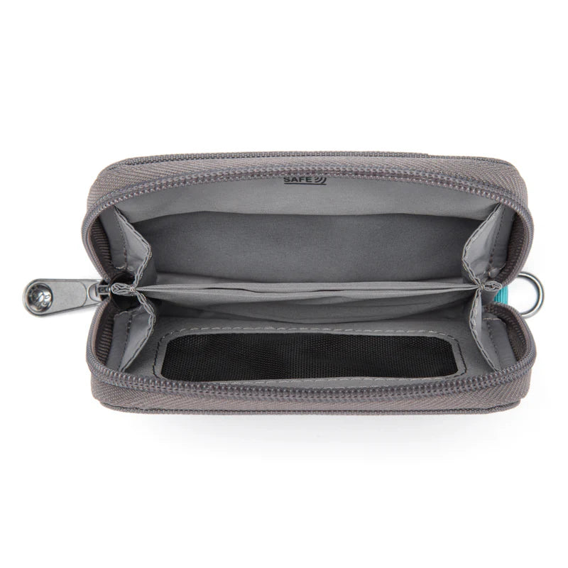 Pacsafe® RFIDsafe™ RFID Blocking Card Wallet
