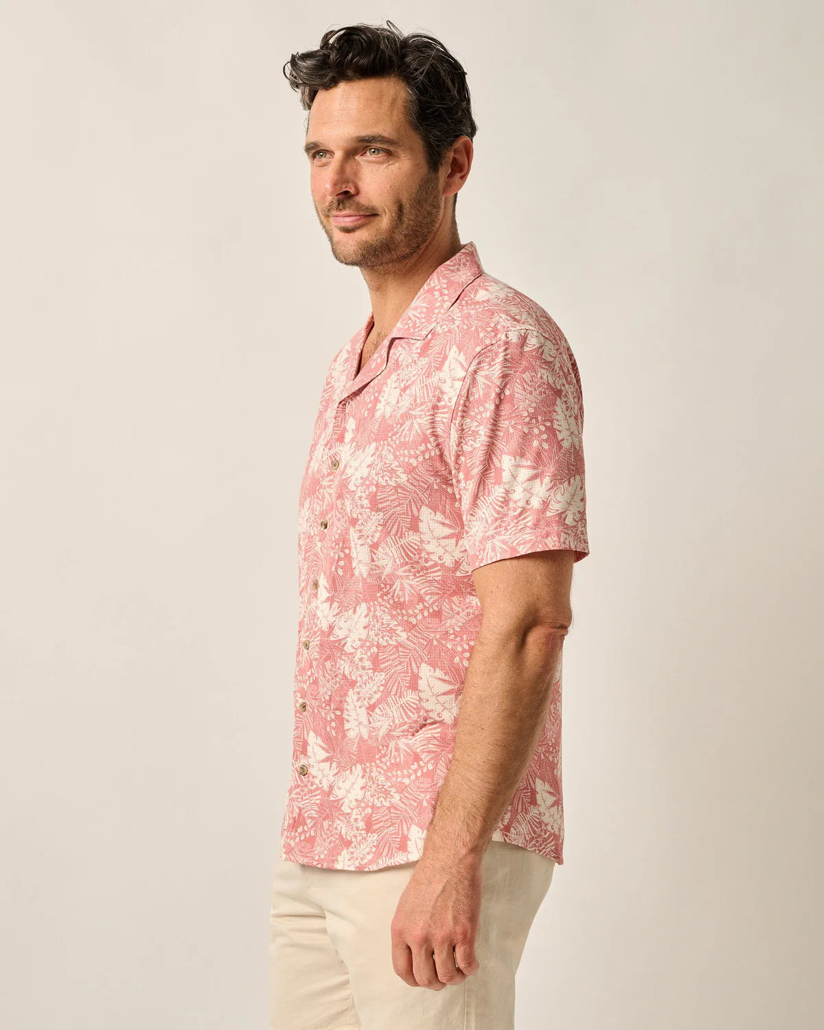 Johnnie-O Short Sleeve Hangin' Out Button Up Shirt - Sumter, Style #JMWS100170