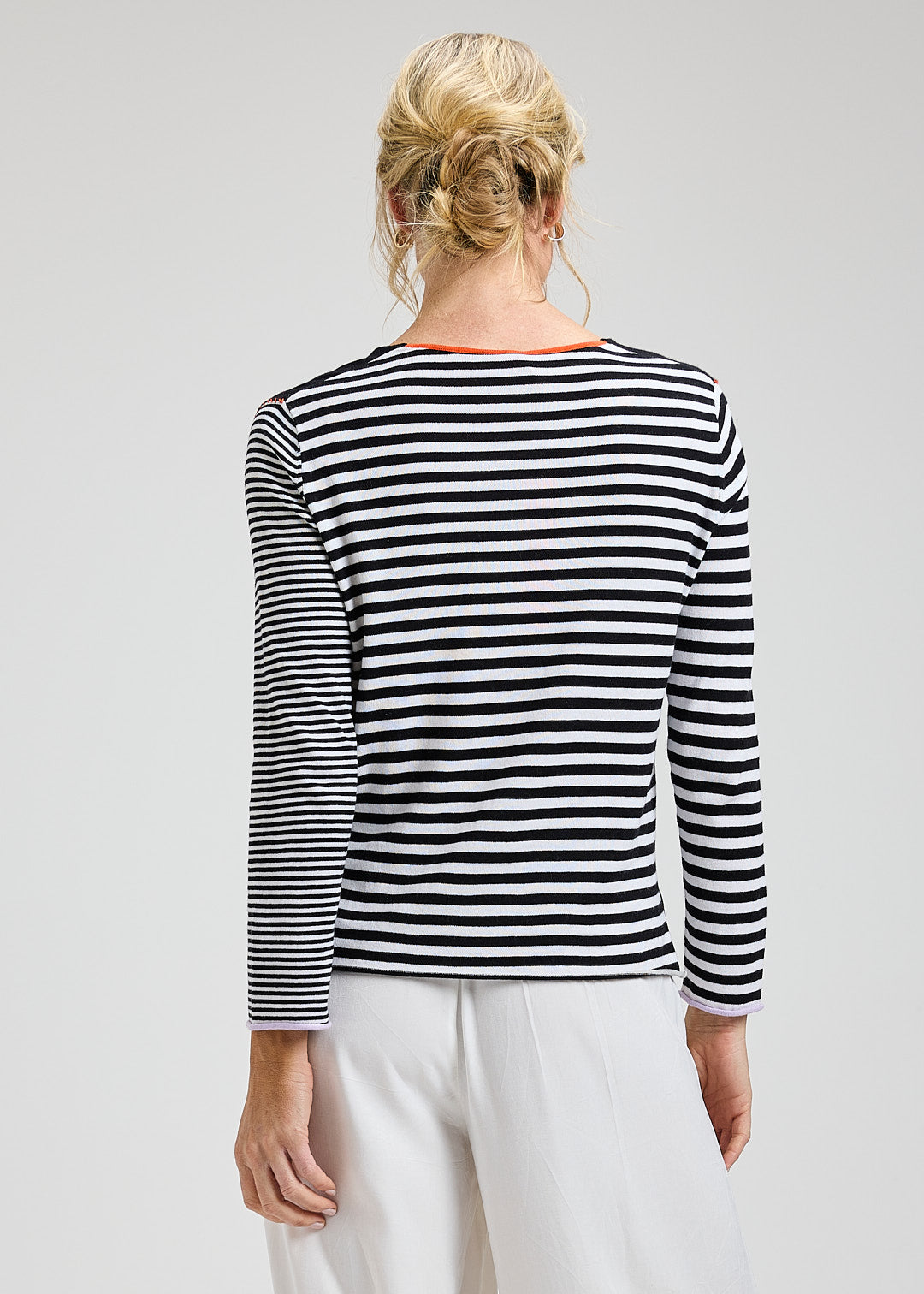 Zaket & Plover Striped V-Neck Sweater
