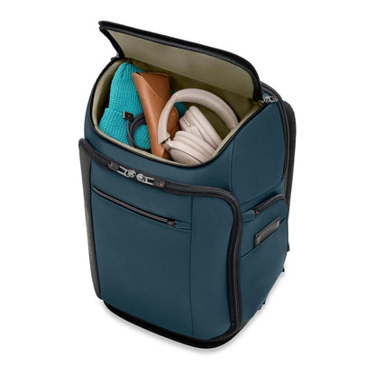 Briggs & Riley U-Zip Travel Backpack
