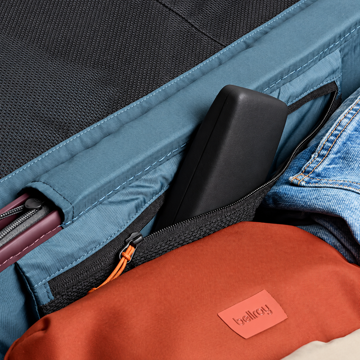 Bellroy Transit Check-In - Large
