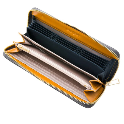 interior of the Beside U station wallet with rfid protection 