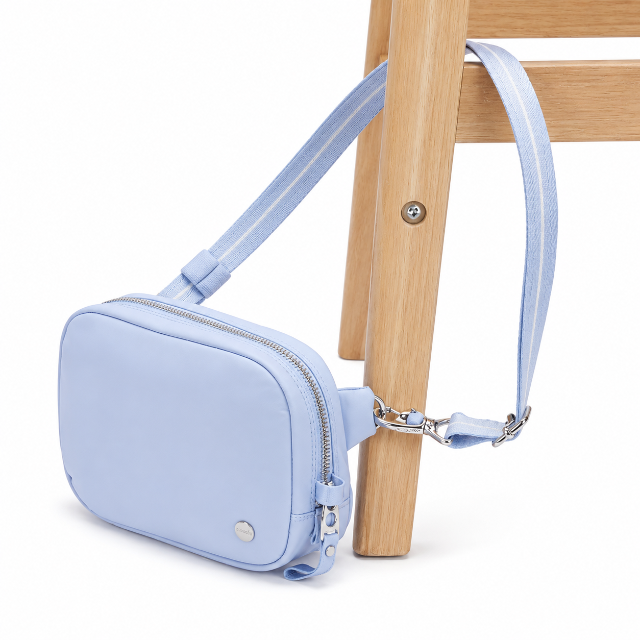 Pacsafe® W Anti-Theft Micro Sling