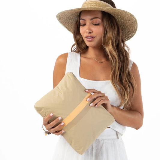 Aloha Mid Pouch in Le Voyageur Dune, Style #MIDCT093 Aloha