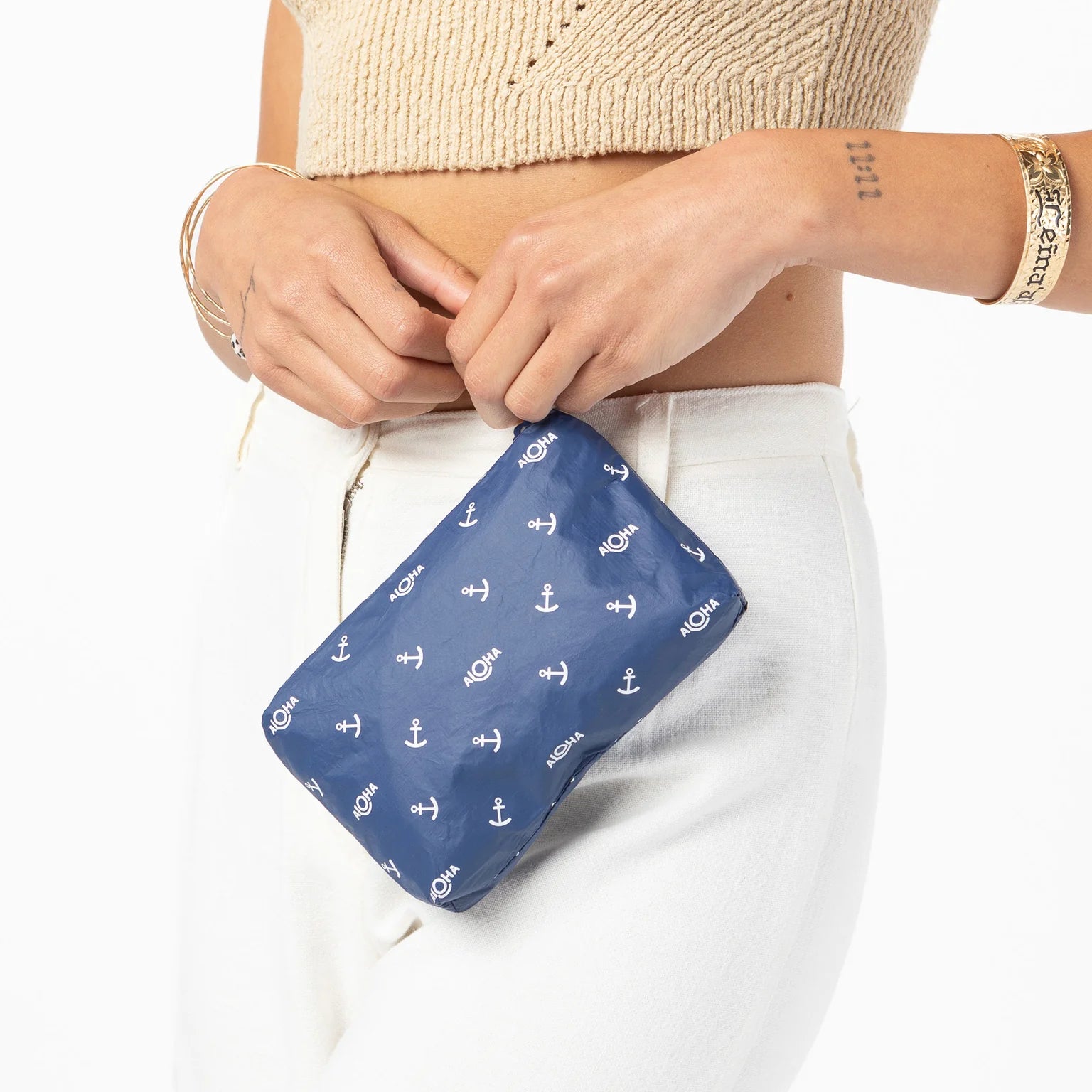Aloha Mini Shipwrecks Anchor White on Navy Pouch Aloha