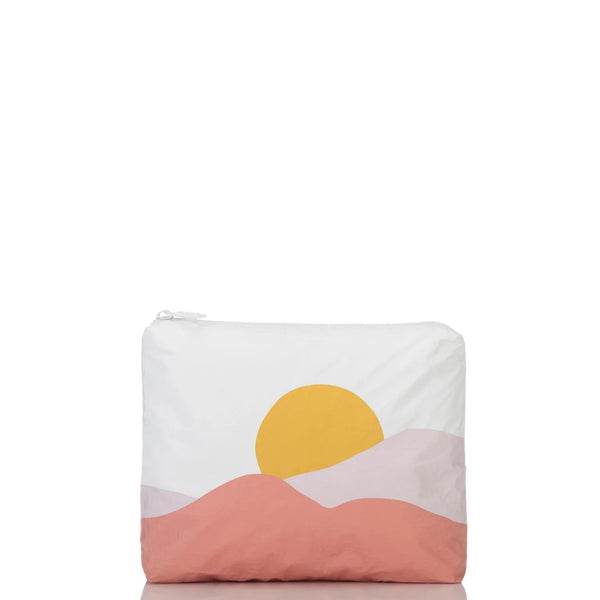 Aloha Small Pouch in Sunrise Starburst, Style #SMAWT164