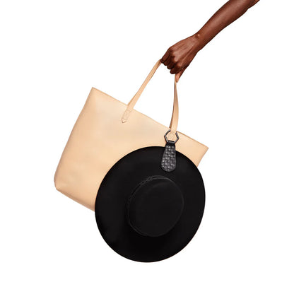 Lindsay Albanese THE DROP Toptote Hat Clip