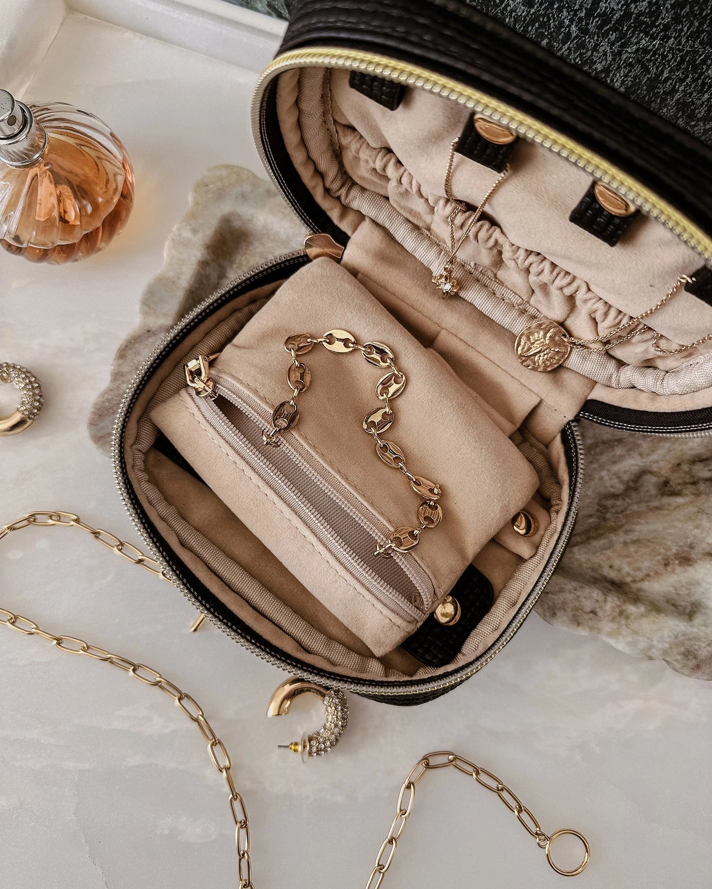 Louenhide RITA Jewelry Case