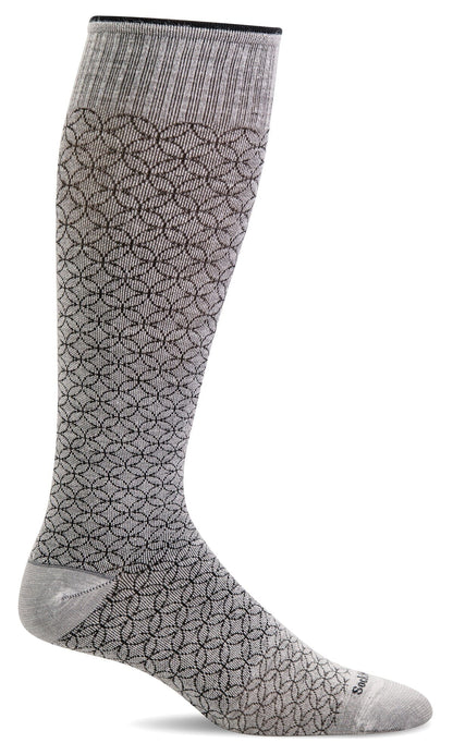 Sockwell Women's Featherweight Fancy | Moderate Graduated Compression Socks, Style #SW100W