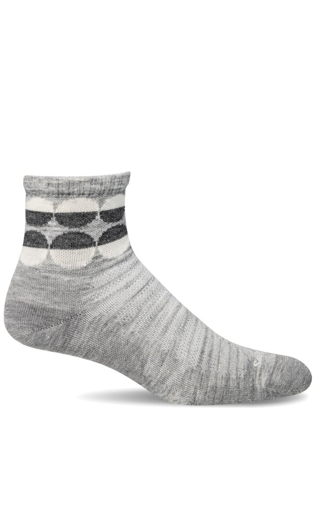 Sockwell Women's Spin Quarter | Moderate Compression Socks, Style #SW150W