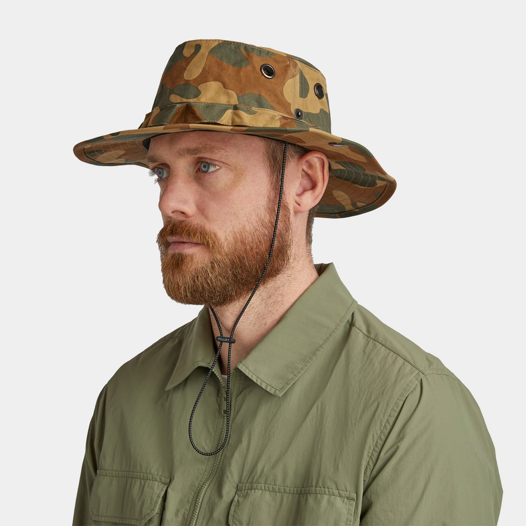 Camo top boonie hat