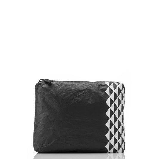 Aloha Small Kona Pouch in White/Black Aloha